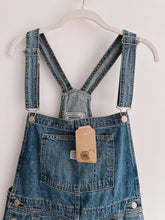 Load image into Gallery viewer, Levis&#39;s Dark Wash Oversized Shorts Overalls - Size M
