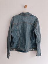 Load image into Gallery viewer, Old Navy Jean Jacket - Size L
