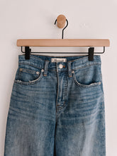 Load image into Gallery viewer, Madewell High Rise Straight Leg Denim - Size -0
