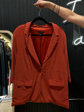 Load image into Gallery viewer, Torrid rust red / orange blazer size 4X
