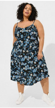 Load image into Gallery viewer, Torrid blue floral dress, new with tags 3X
