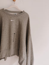 Load image into Gallery viewer, Oversized Grey Nike Crewneck - Size XXL
